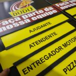 Placa adamite-se Pizzaria do Dudu