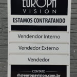 Placa admite-se para Europa Vision