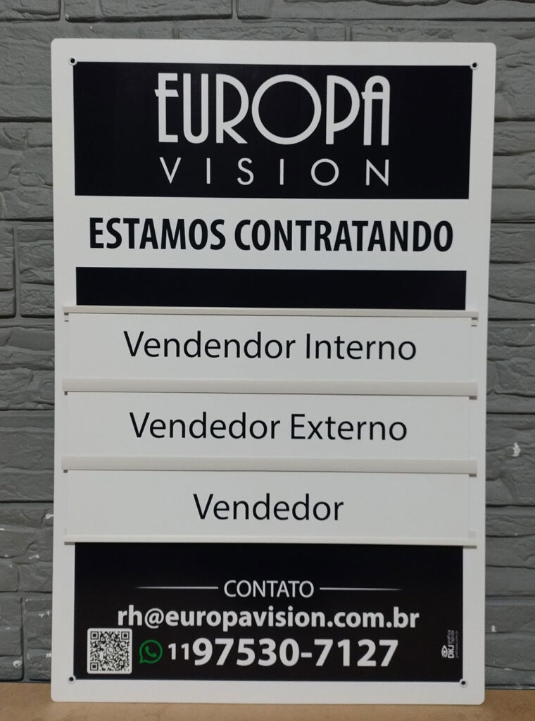 Placa admite-se para Europa Vision